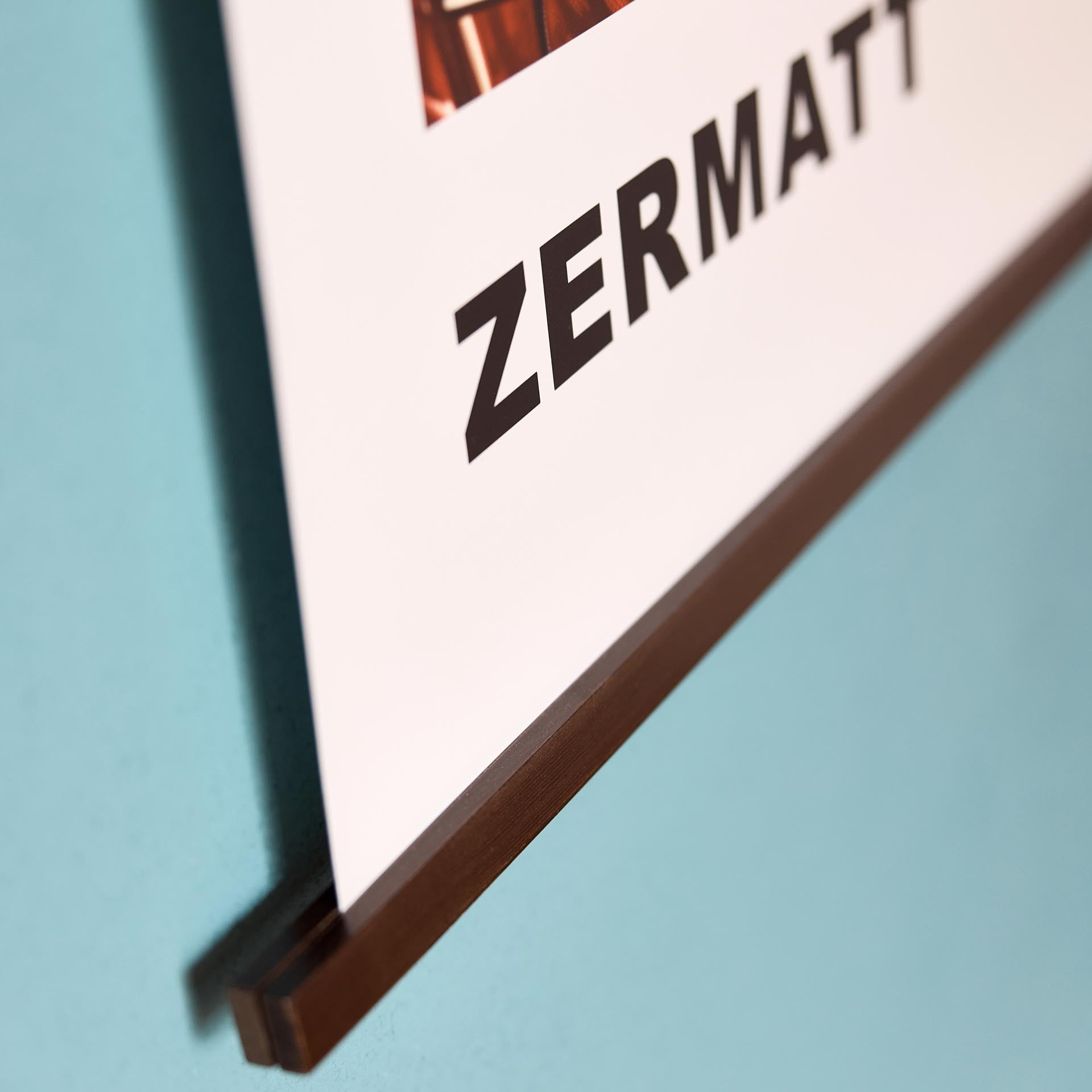 Breakfast in Zermatt - Poster with Hanger Poster Affiche.